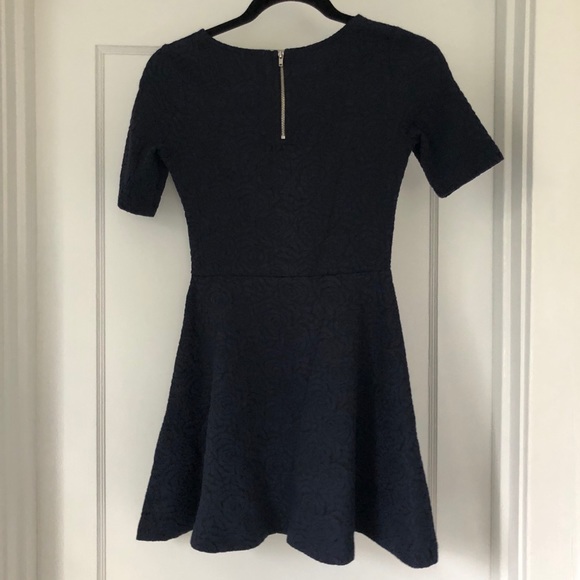 Textured H&M Dress - Picture 4 of 4